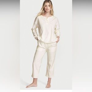 Victoria Secret Cozy Fleece Henley Long Pyjama Set